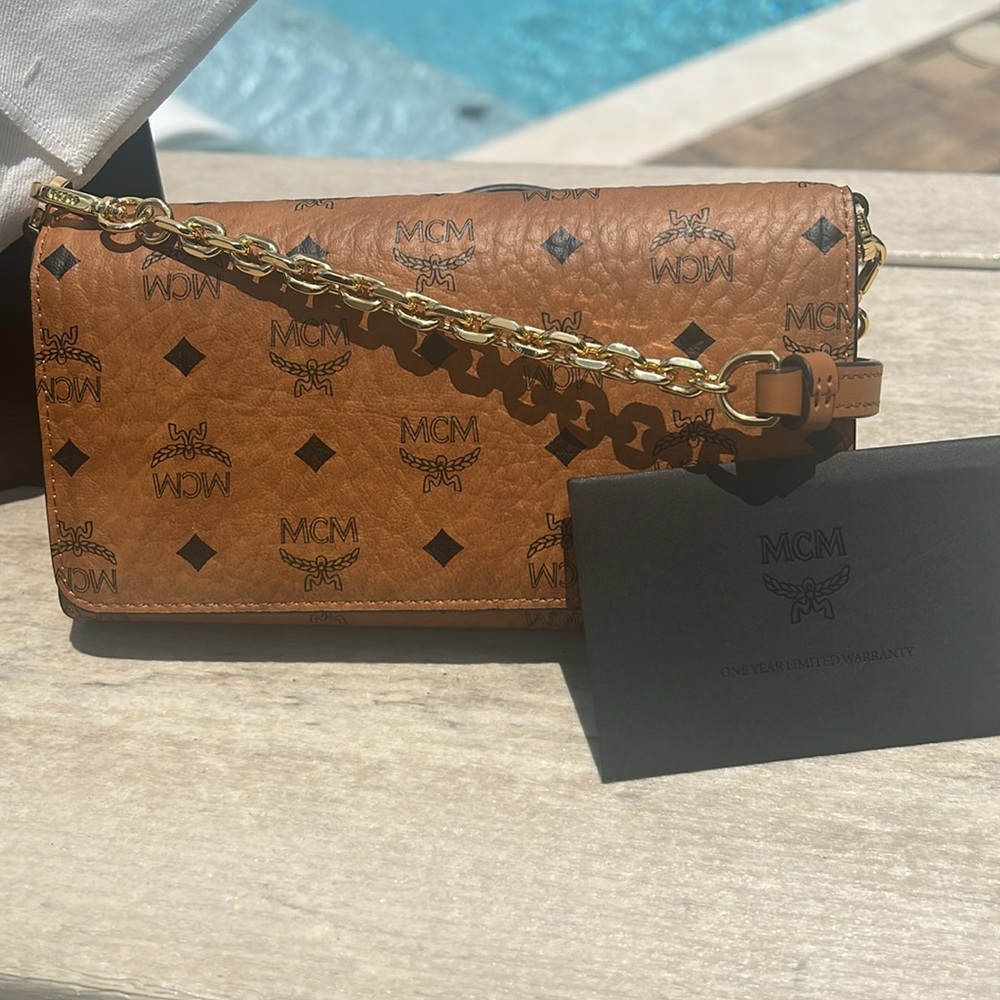 MCM Cognac Visetos Shoulder Bag - Picture 2 of 7